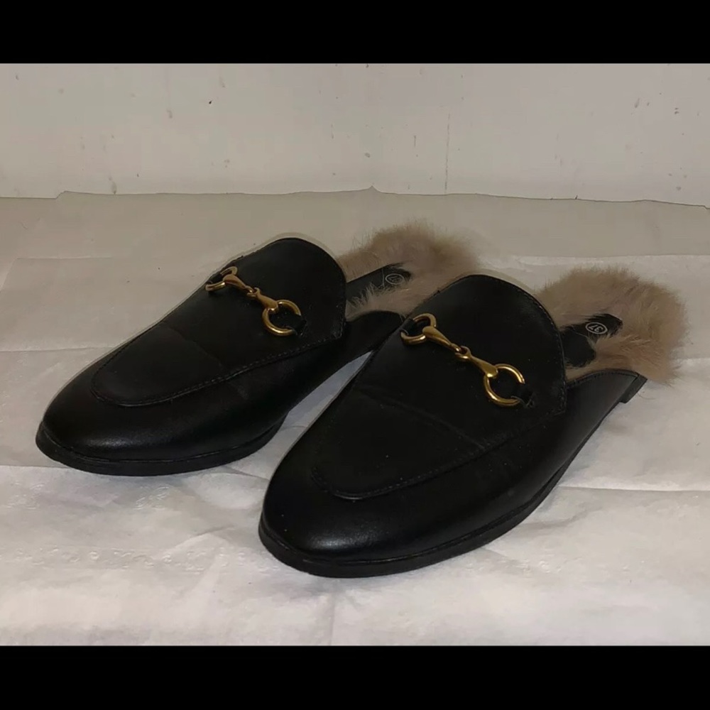 Fur Slides. In very good condition.